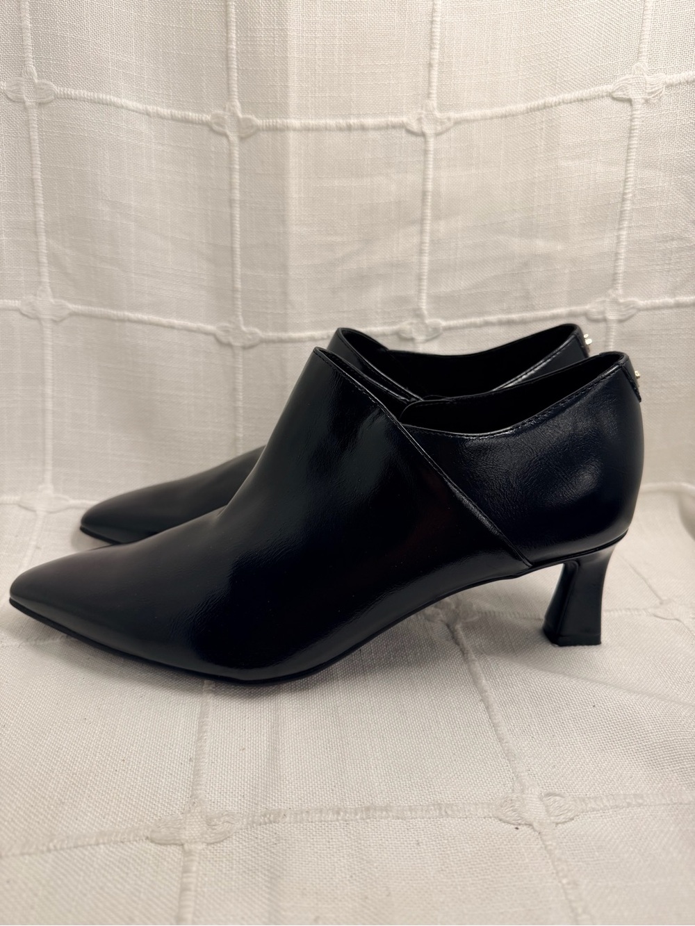 Naturalizer Trista Womens 9.5M Black Pointed Toe Heeled Booties - Picture 2 of 7